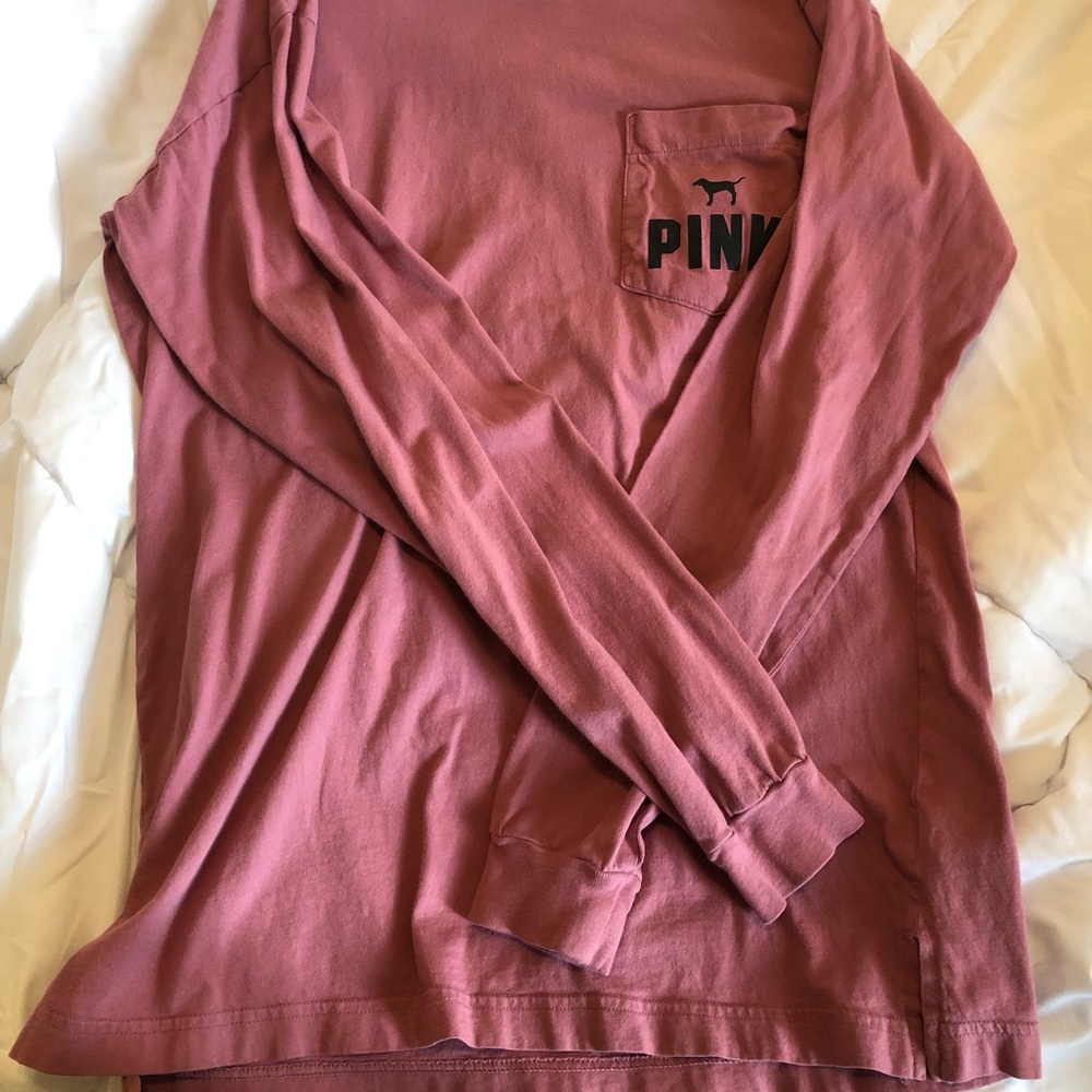 Victoria’s Secret Pink long sleeve t-shirt